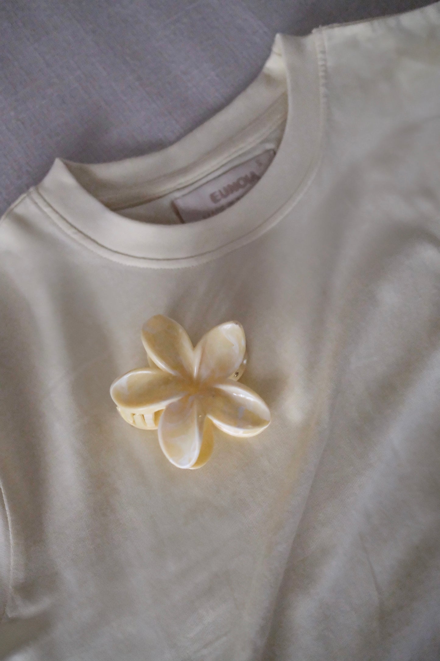 flower claw clip